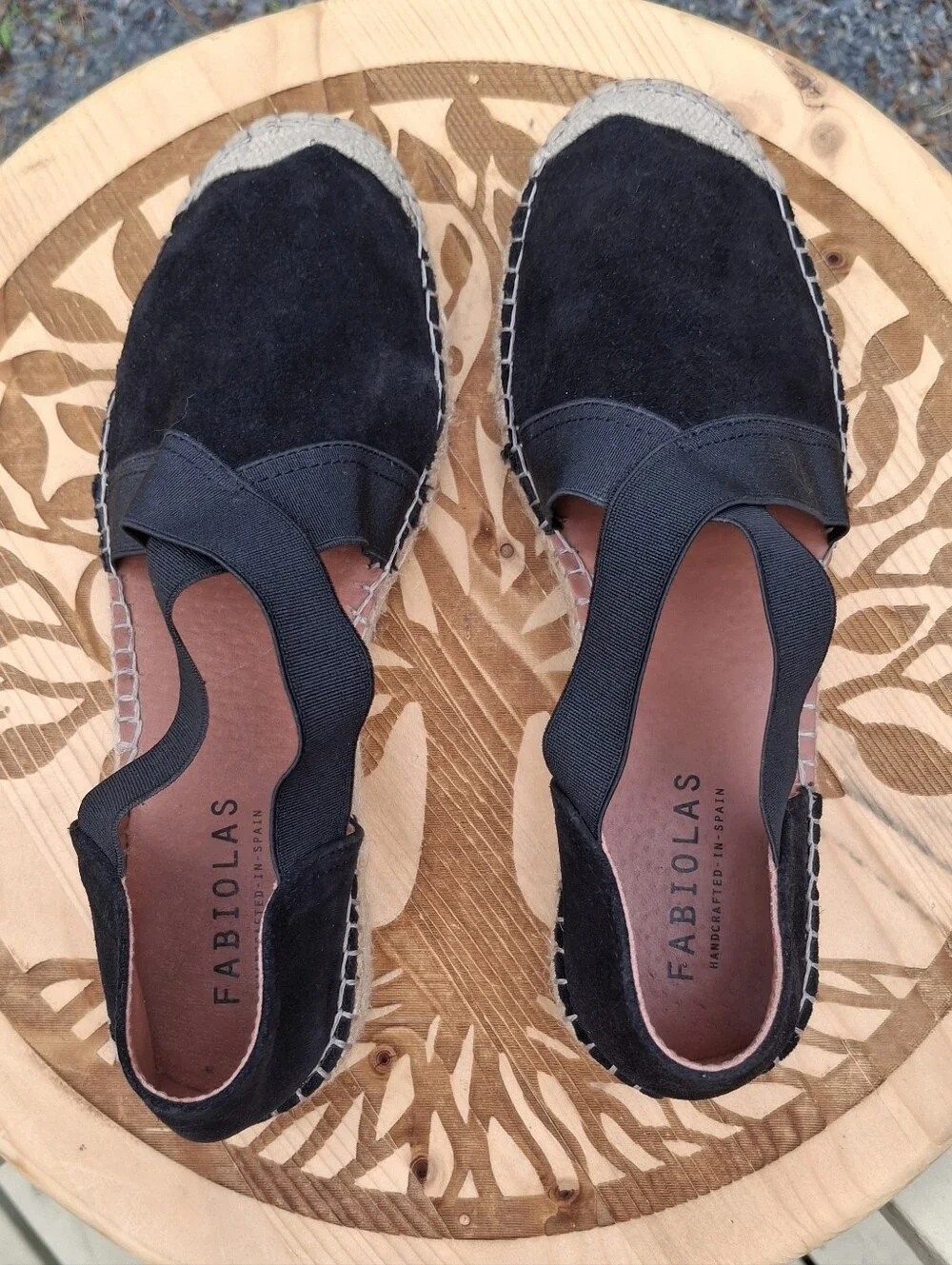 Fabiolas Black Suede Closed Toe Cross Strap Espadrilles Spain Size 7.5/38